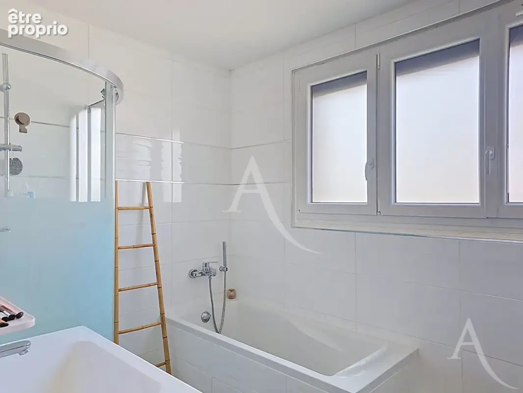 Maison à mantes la jolie Gare- Centre Ville, de 3 chambres sur S/Sol total, 641m² de terrain avec dépendance aménagée - photo 8