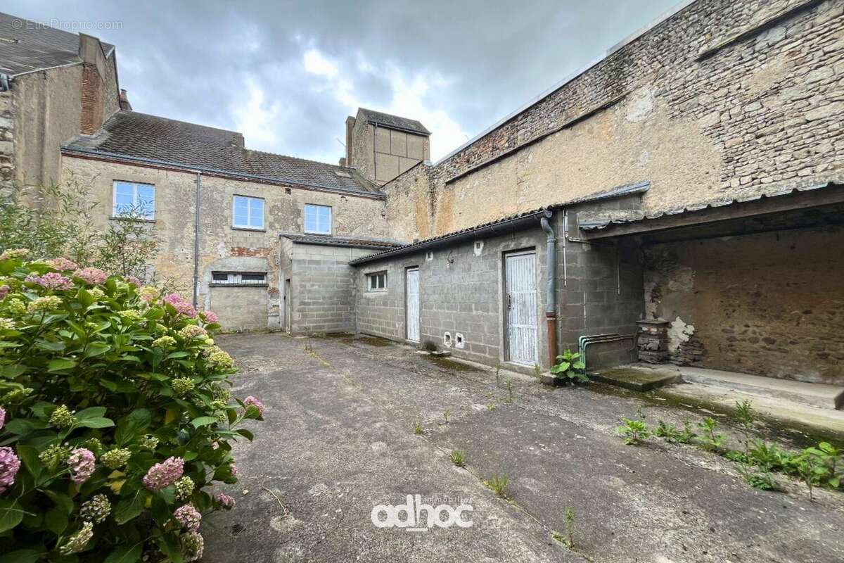 Maison 141 m² à Jargeau  - photo 8