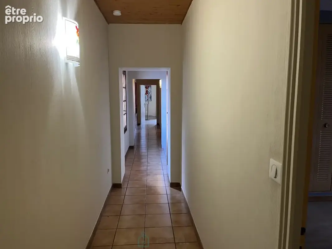 Monbazillac, longère 180 m² avec vue, 5 chambres, garage, séchoir, SPA, ancien chai, 2300 m² de terrain - photo 15