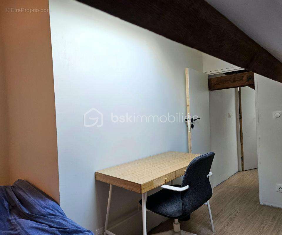 Appartement à SAINT-MAUR-DES-FOSSES