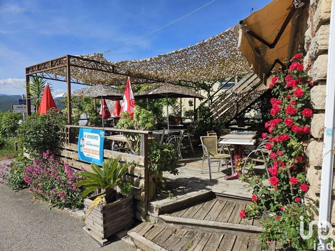 Photo 5 - Commerce à LE SAUZE-DU-LAC