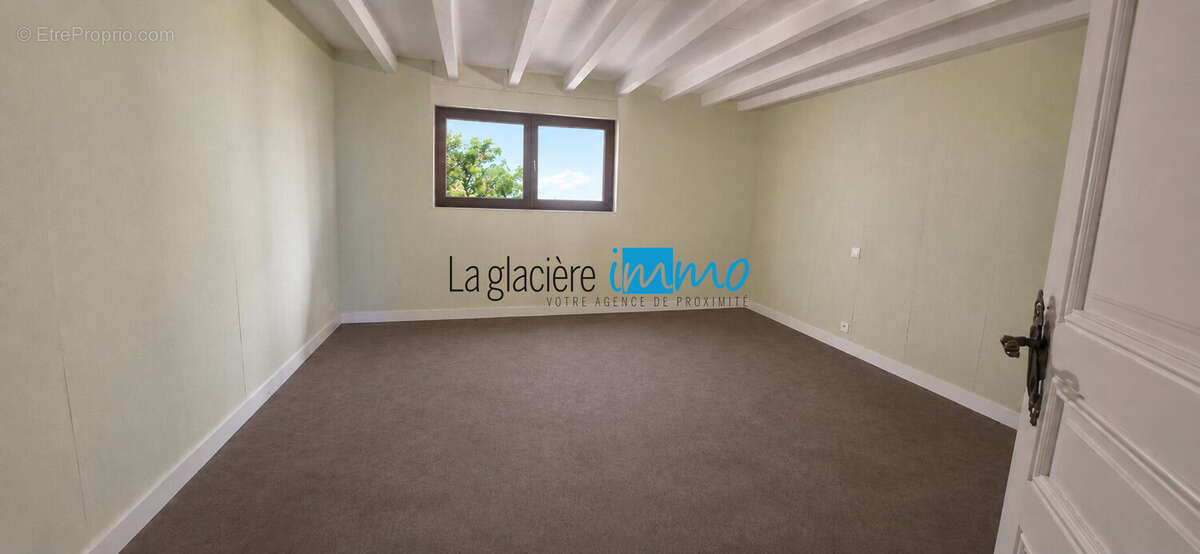Maison 176 m² à Ravel  - photo 5