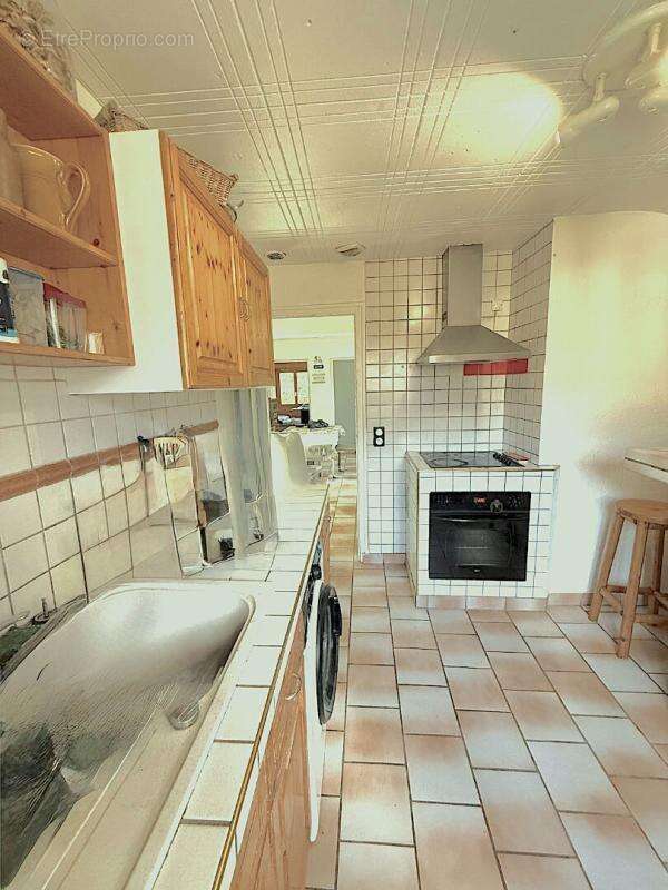 Appartement PASSY 87 M2 loi carrez, 111M2 superficie totale  , 5 pièces 276000 euros - photo 6