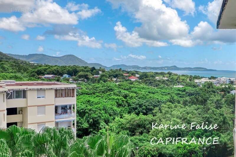 Appartement à SAINTE-LUCE