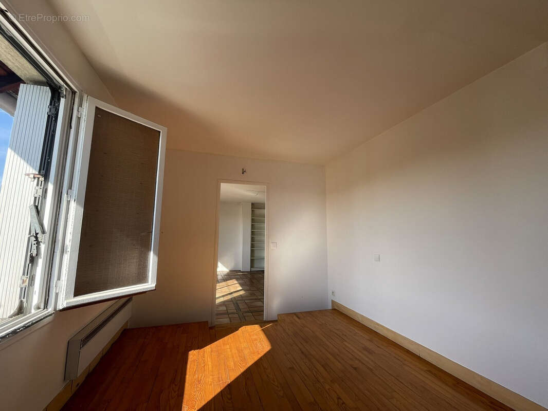 Appartement 123 m² à Drancy  - photo 8