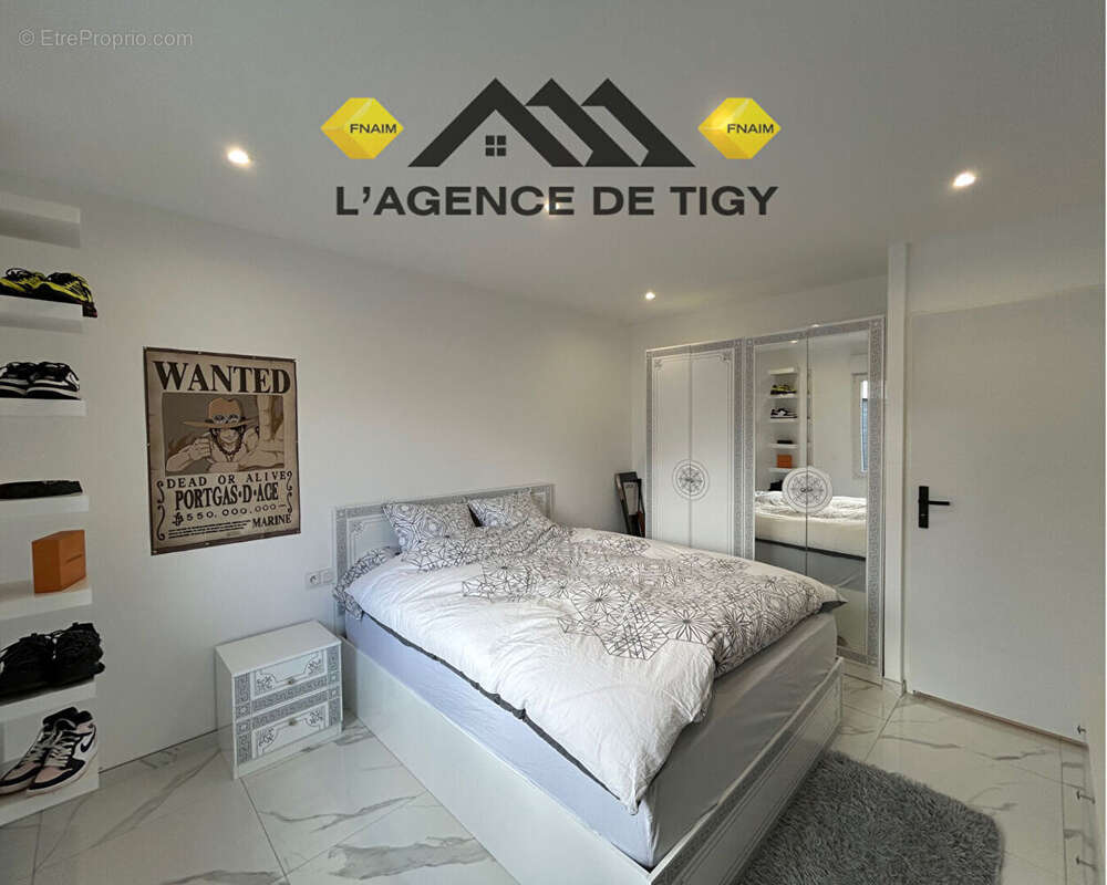 Maison à NEUVY-EN-SULLIAS