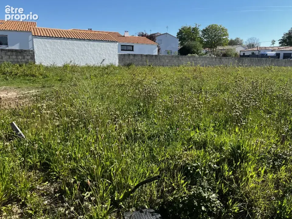 Terrain 305 m² à Challans  - photo 2