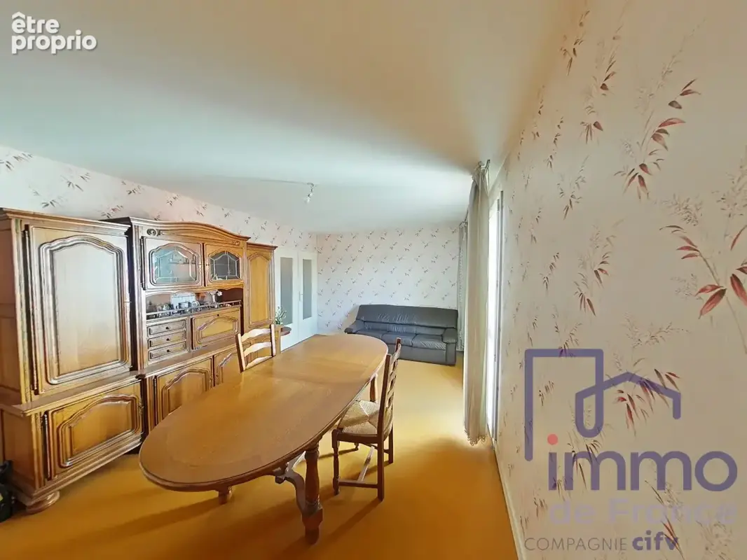 Appartement 3 pièces 74 m² à vendre à Vals-Pres-Le-Puy (43750) - photo 4