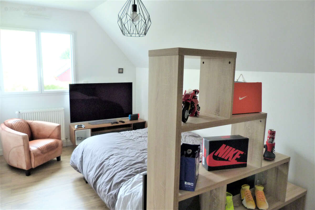 Maison à SAINT-PIERRE-DE-VARENGEVILLE