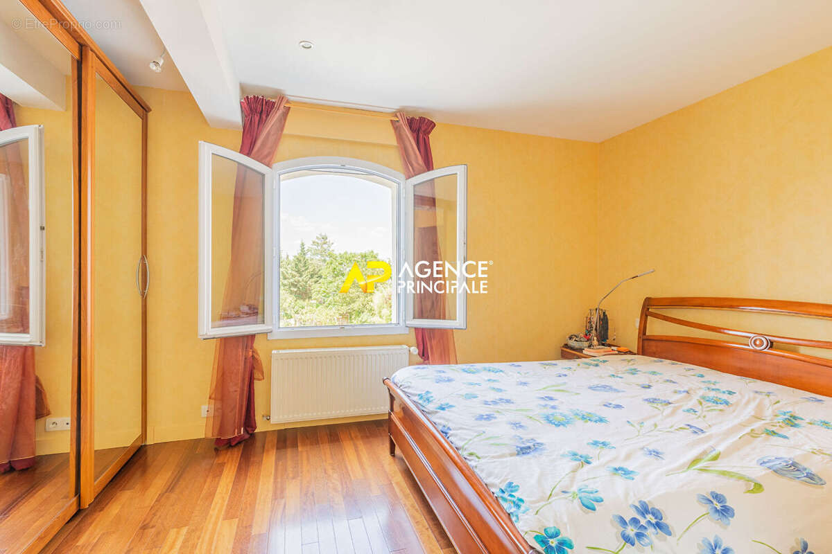 Maison à SARTROUVILLE