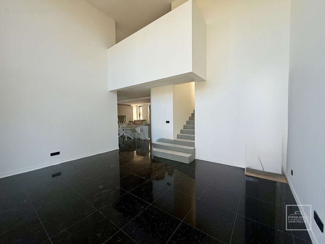 Saint Didier Au Mont D'Or, Maison de 148 m² sur 851m² de terrain avec vue panoramique - photo 4
