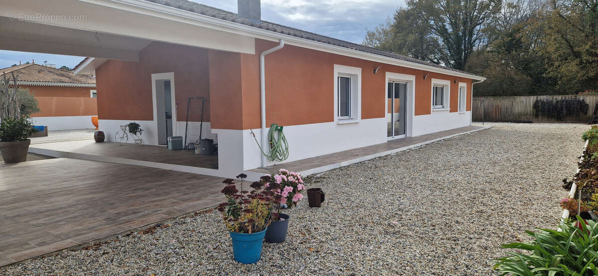 Maison à AVENSAN