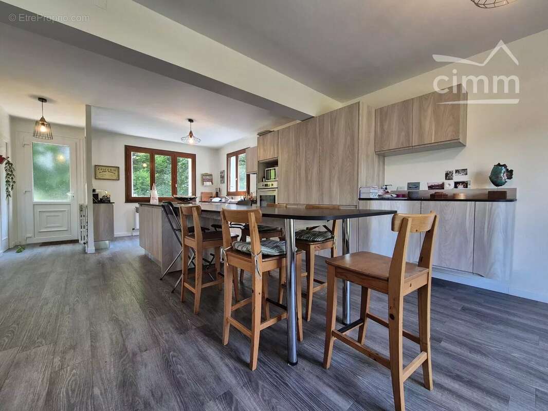 À vendre – Maison familiale entièrement rénovée proche de Chambord - photo 4