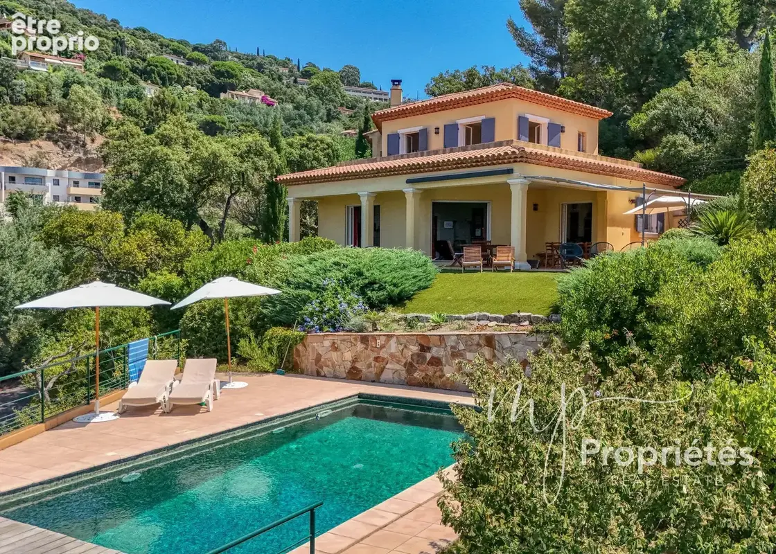 Maison à RAYOL-CANADEL-SUR-MER