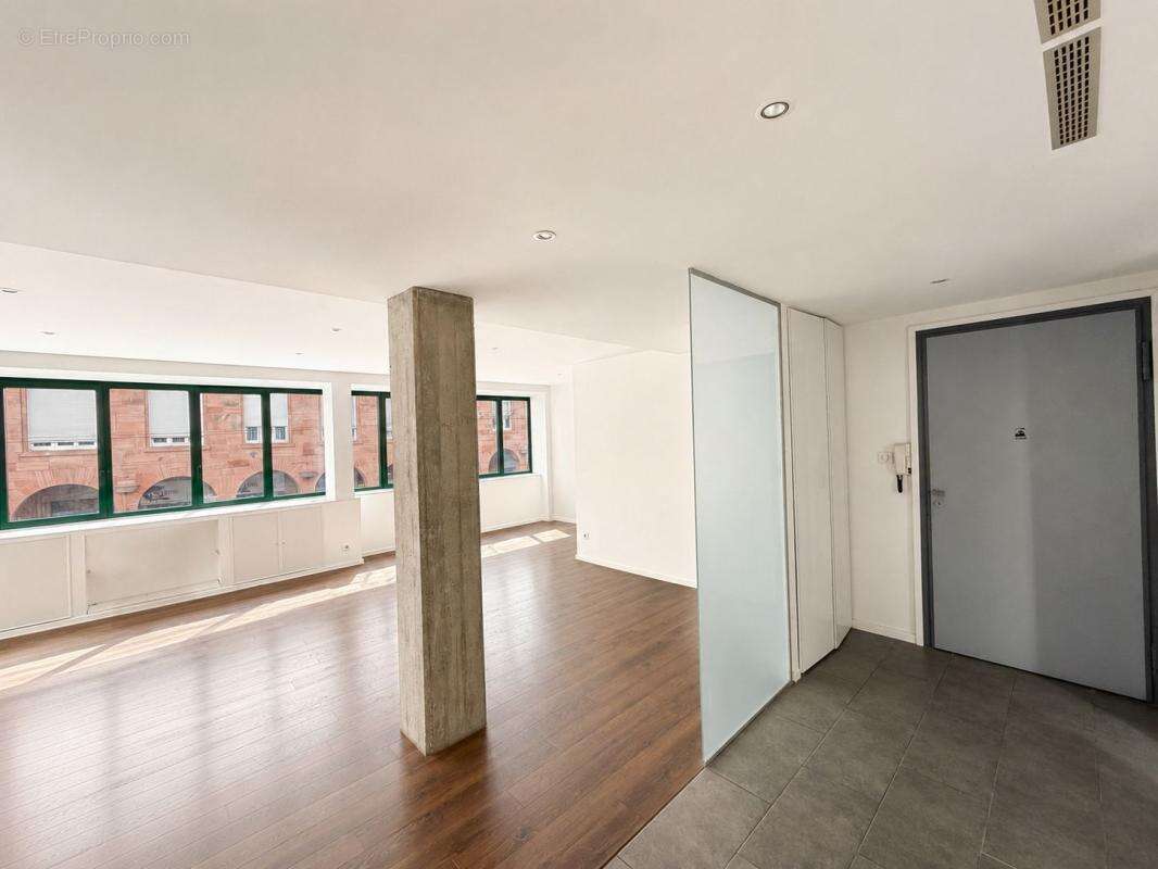 Bel appartement 3 pièces de 84 m² en plein cœur de Strasbourg - photo 4