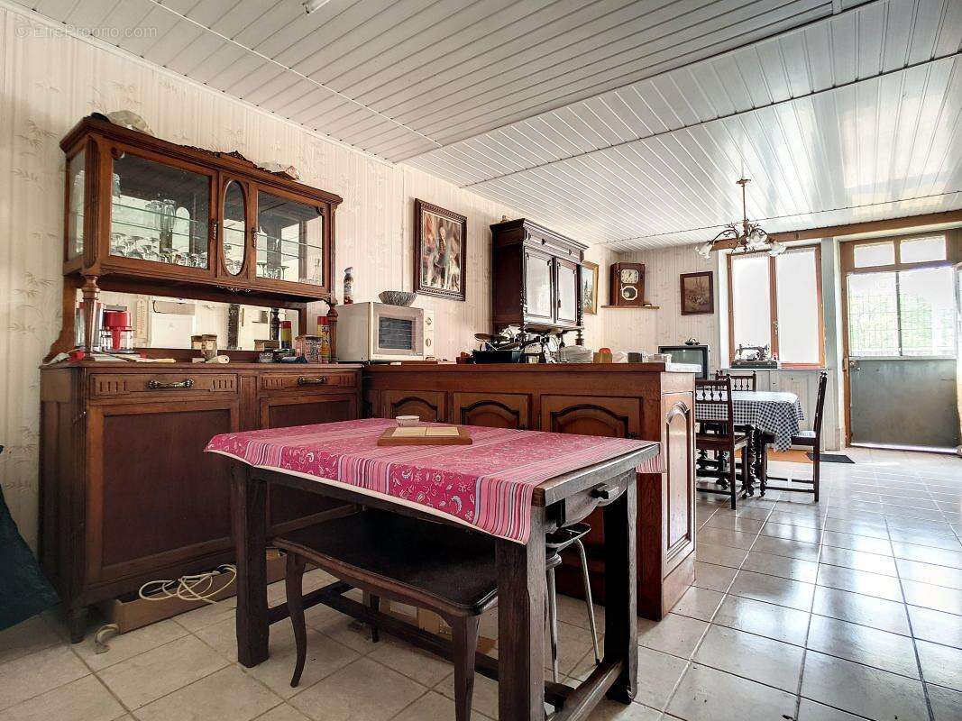 Maison à BARD-LES-PESMES