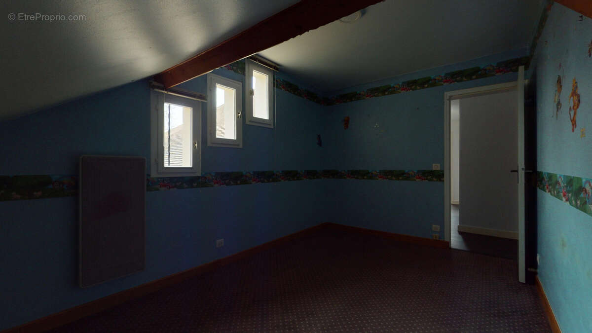 Maison à MONTIGNY-LES-CORMEILLES