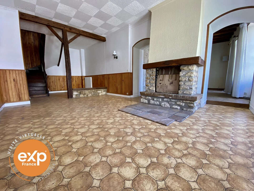 Maison 160 m² à Chatillon-Sur-Indre  - photo 2