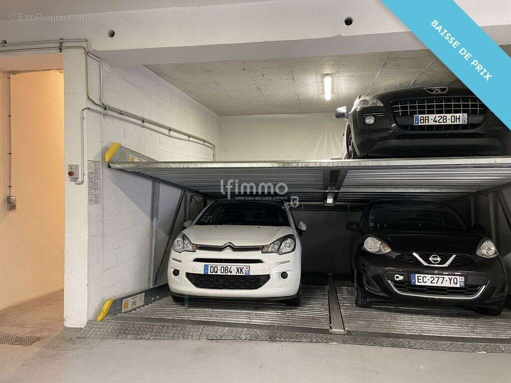 Parking à LES LILAS