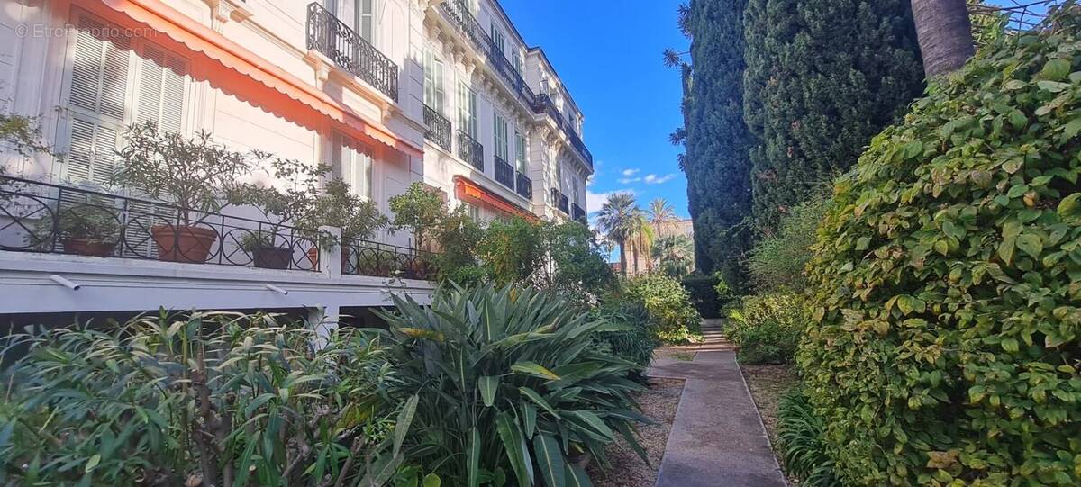 Appartement à MENTON