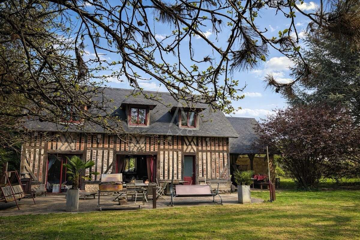 Maison à PONT-L'EVEQUE