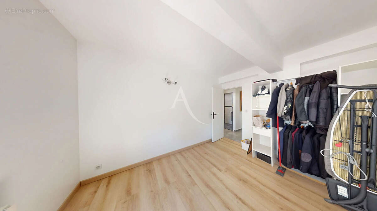 Appartement à MORANGIS