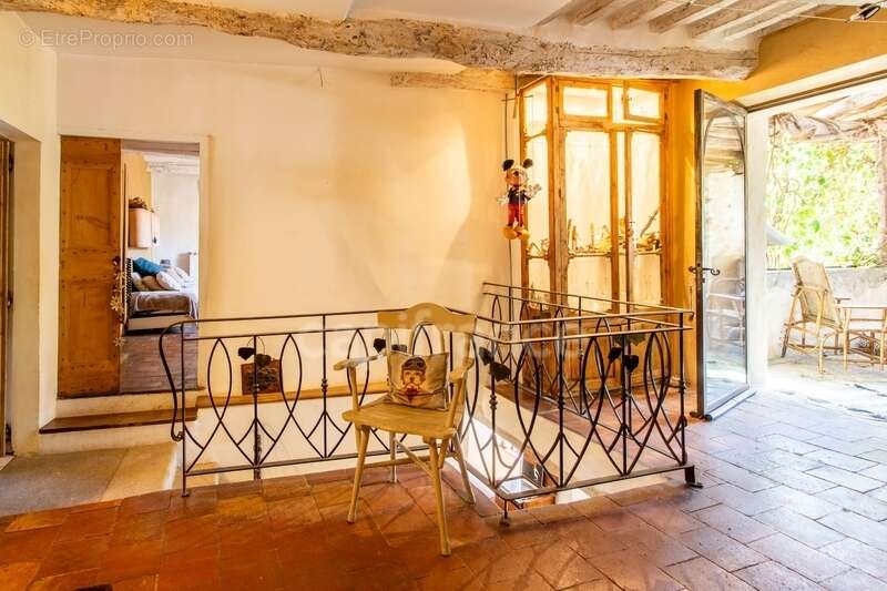 Mas à vendre 15 pièces  523 m2 avec Gîte 14 pers.SAINT SEBASTIEN D'AIGREFEUILLE (30) Terrain + de 7 ha - photo 8