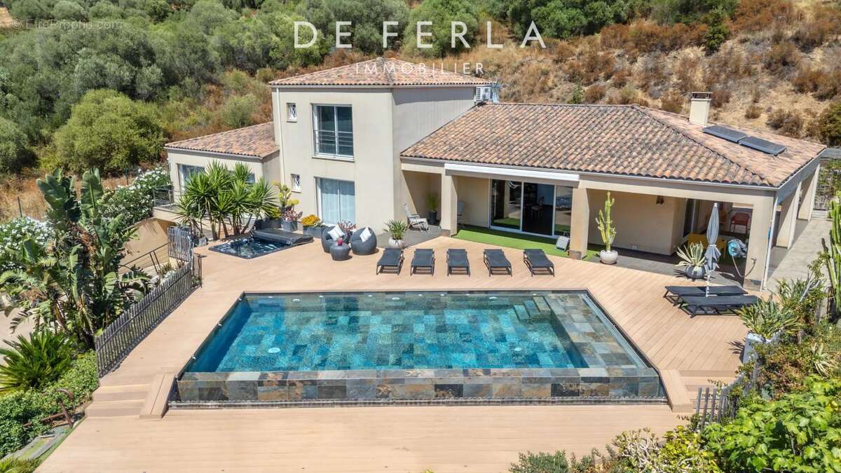 Villa avec piscine et vue panoramique sur Afar - photo 4