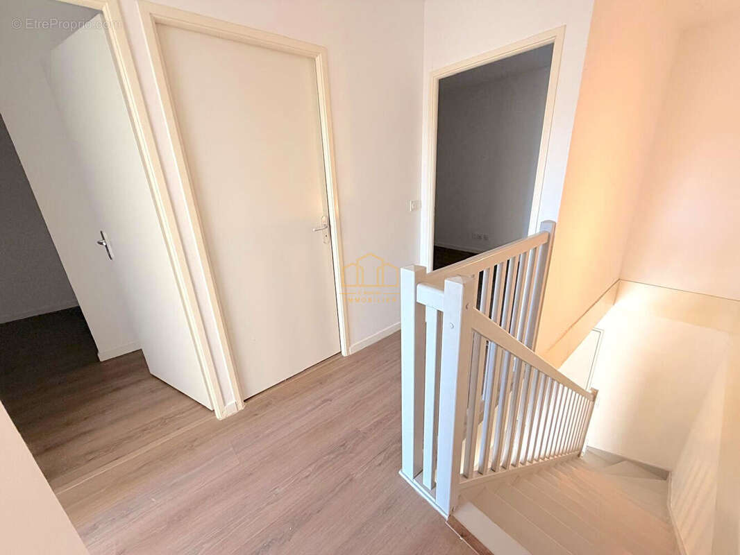 Maison T5 en duplex avec garage et jardinet à vendre à Gujan-Mestras - photo 13