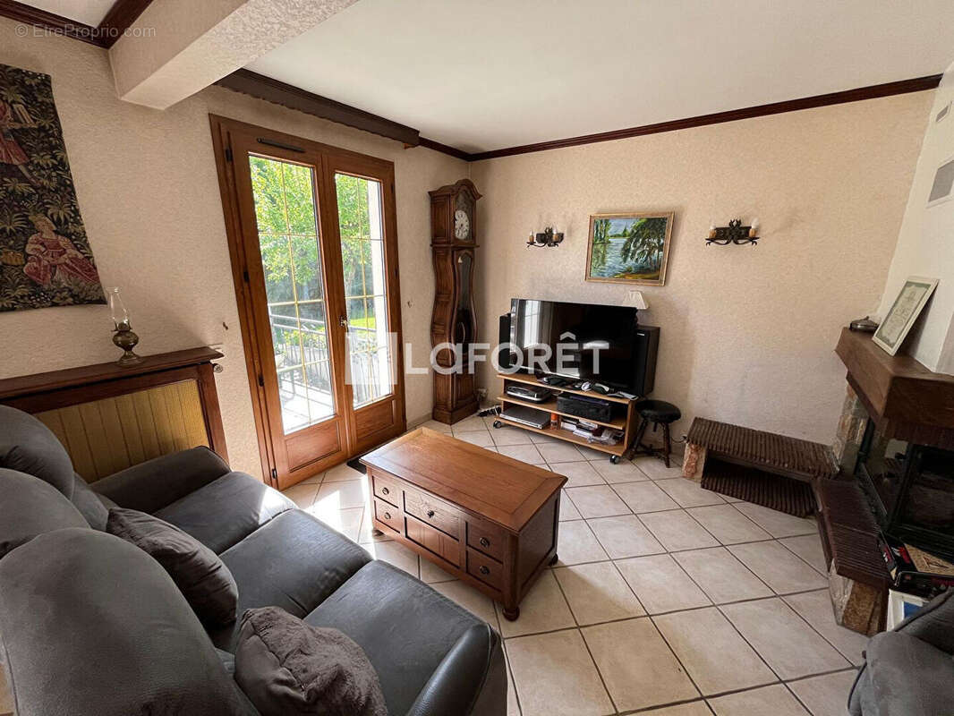Maison Jambville 6 pièce(s) 94,51m2 - photo 5