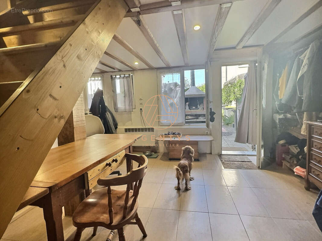 Maison à CHAMPIGNY-SUR-MARNE