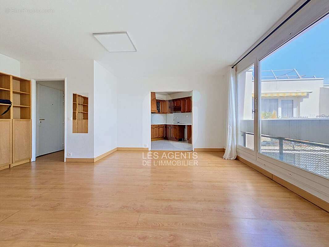 Appartement à ASNIERES-SUR-SEINE