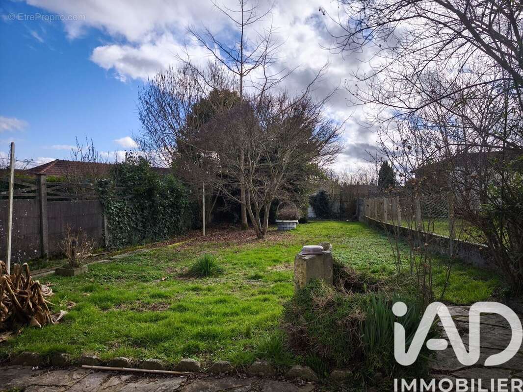 Maison 67 m² à Limoges  - photo 3
