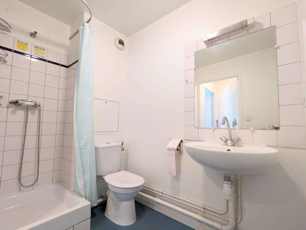 Appartement à PARIS-20E