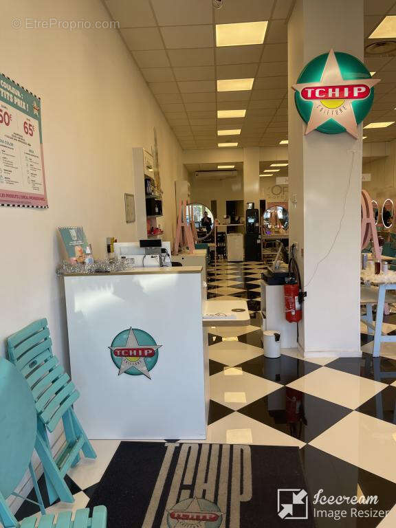 Commerce à VILLENEUVE-LOUBET