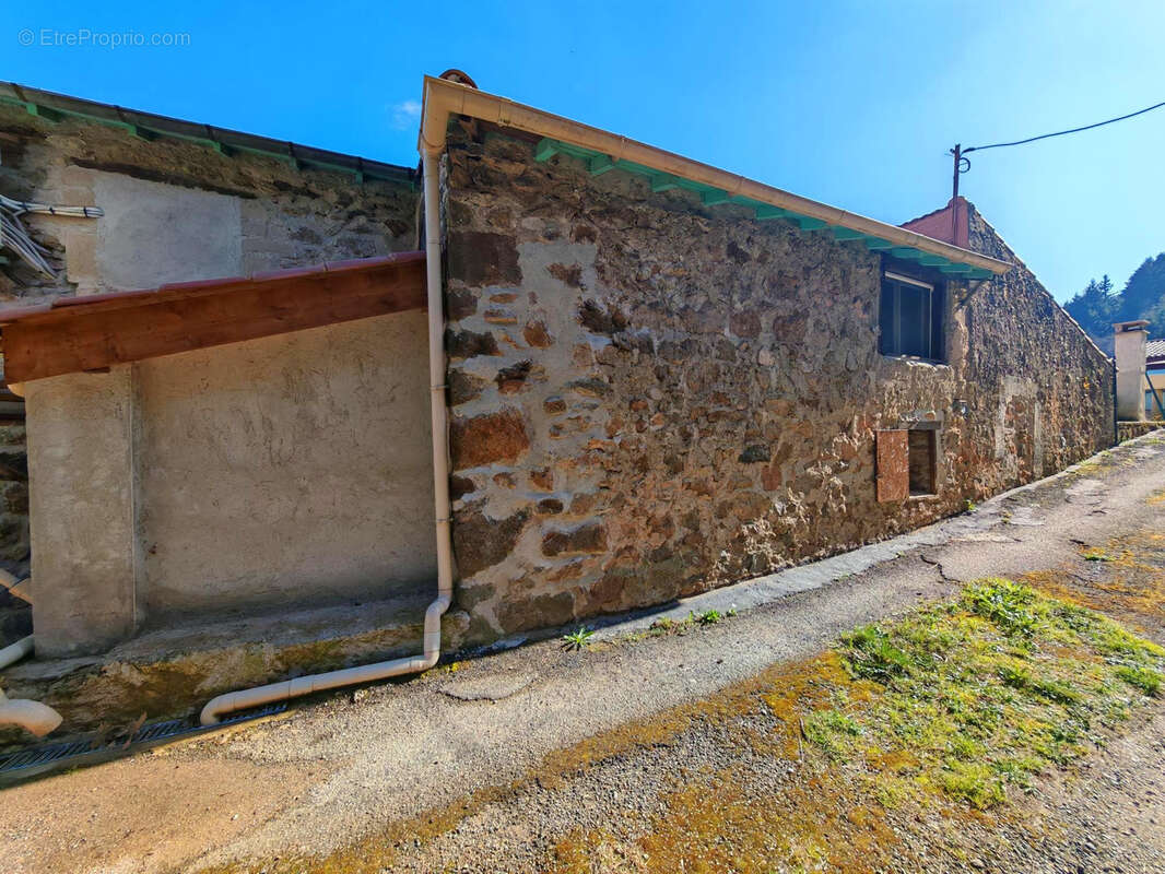 Maison à ALBOUSSIERE