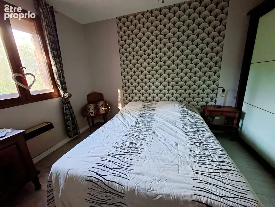 En vente à Solliès-Toucas : maison 6 pièces avec CABINET BARME - photo 7