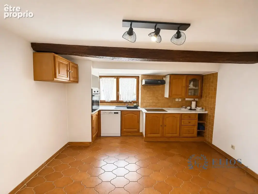 Maison 5 pièces 97 m² à vendre à Vins-Sur-Caramy (83170) - photo 3