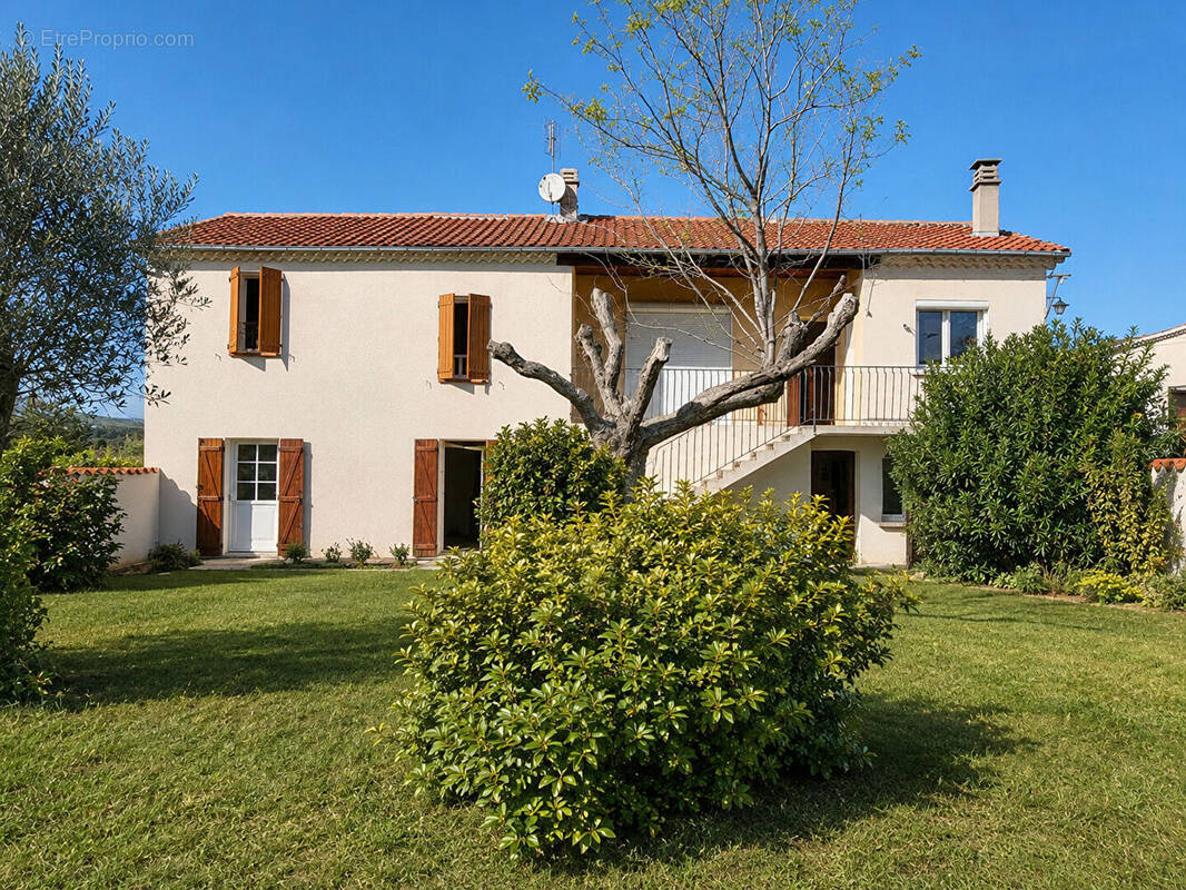 Maison à L'ESCALE