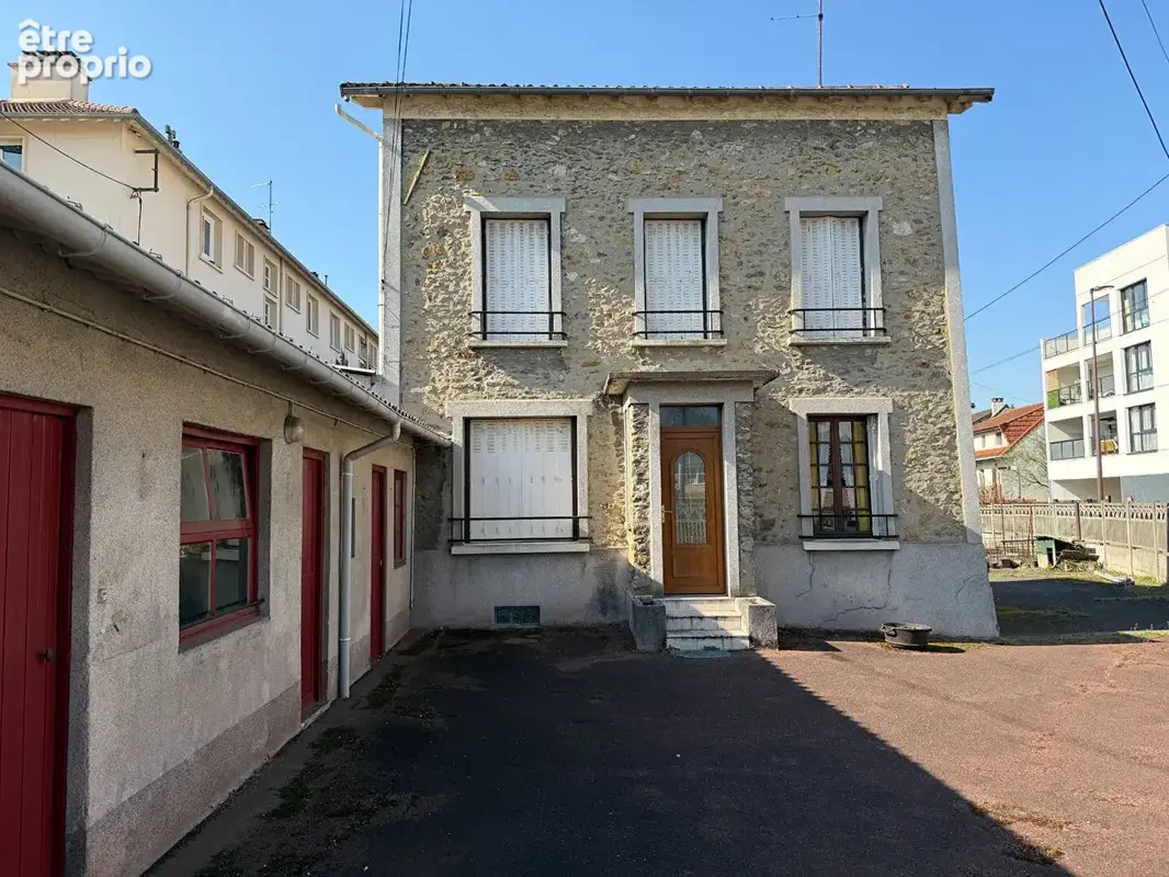 Appartement à LIVRY-GARGAN