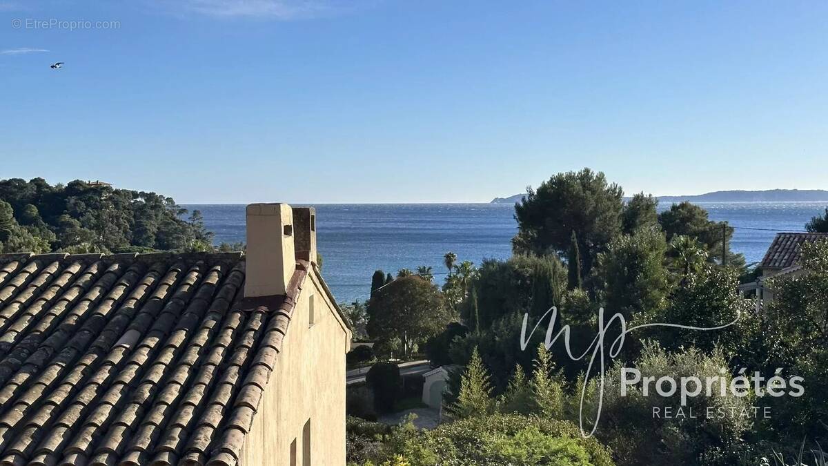 Appartement à RAYOL-CANADEL-SUR-MER