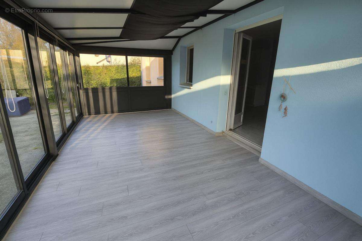 Maison à LA SUZE-SUR-SARTHE