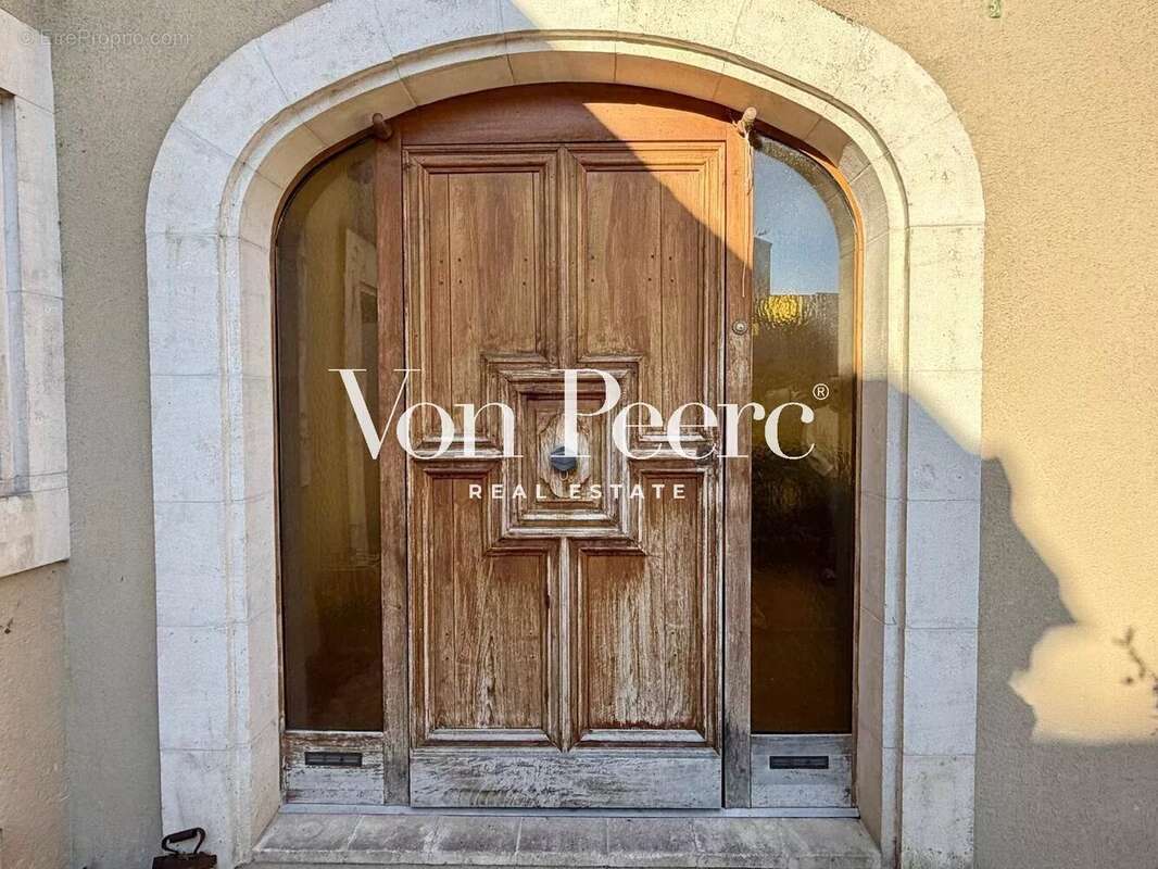 Appartement à EYRAGUES