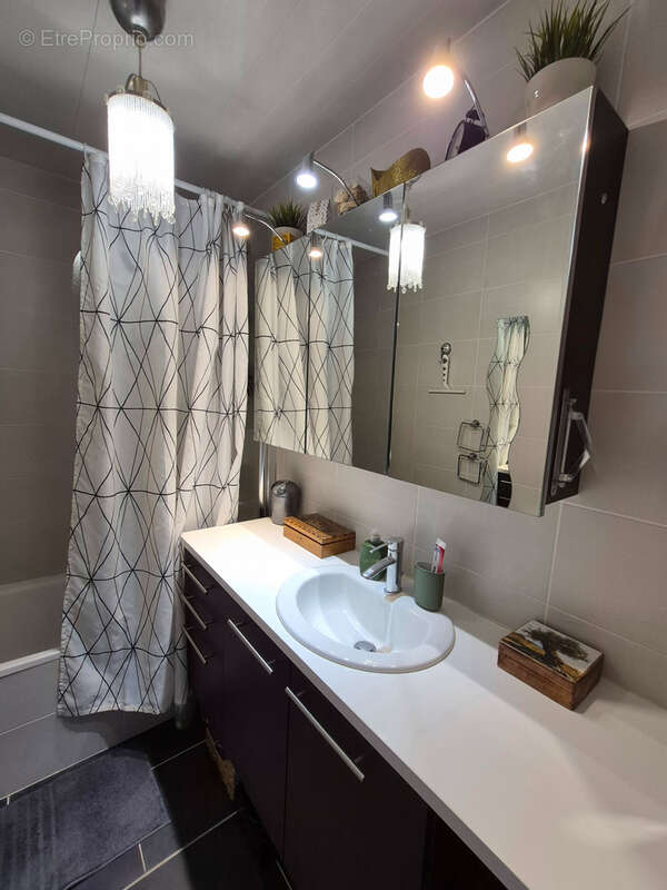 Appartement à SAINT-JULIEN-EN-GENEVOIS