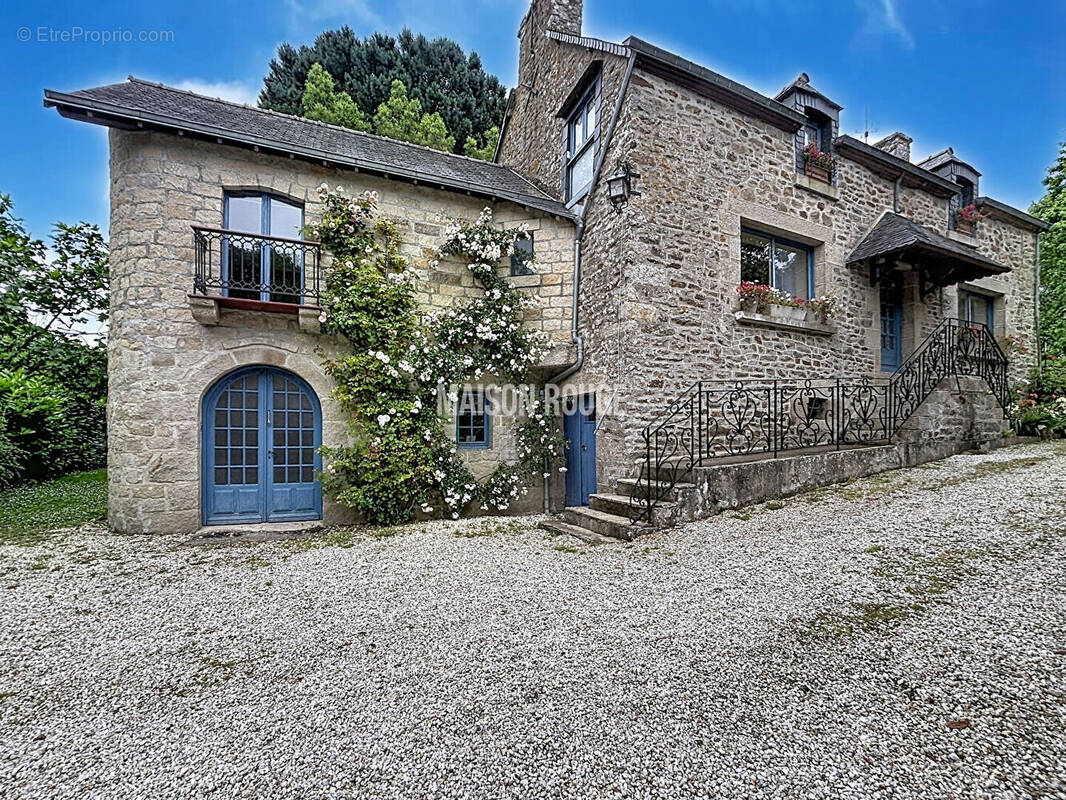Maison à PLOUER-SUR-RANCE