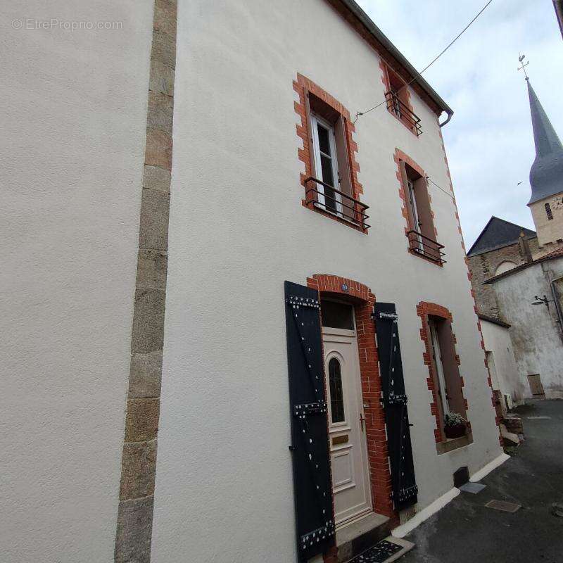 Maison à LA GAUBRETIERE