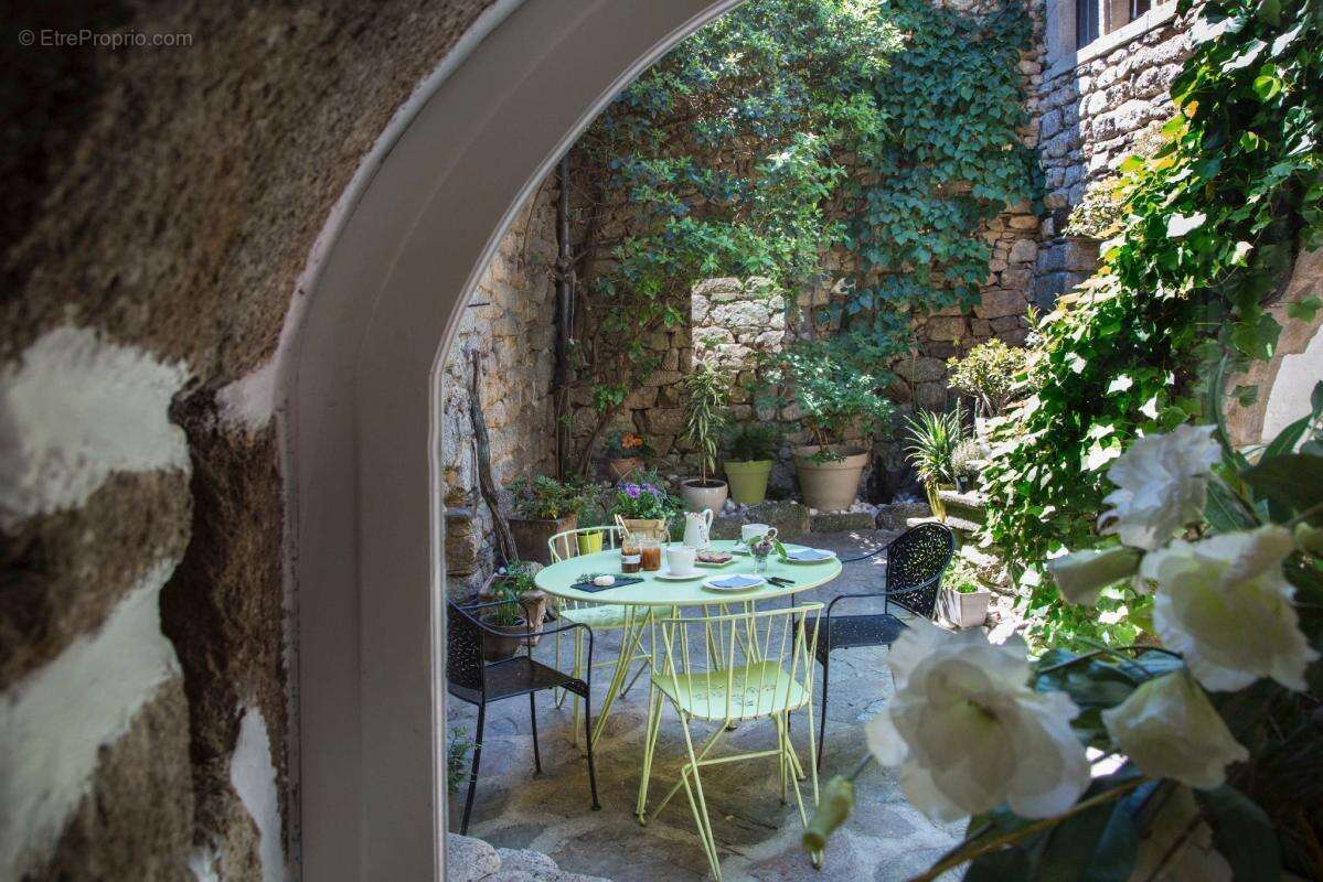 Maison à BEAUMONT