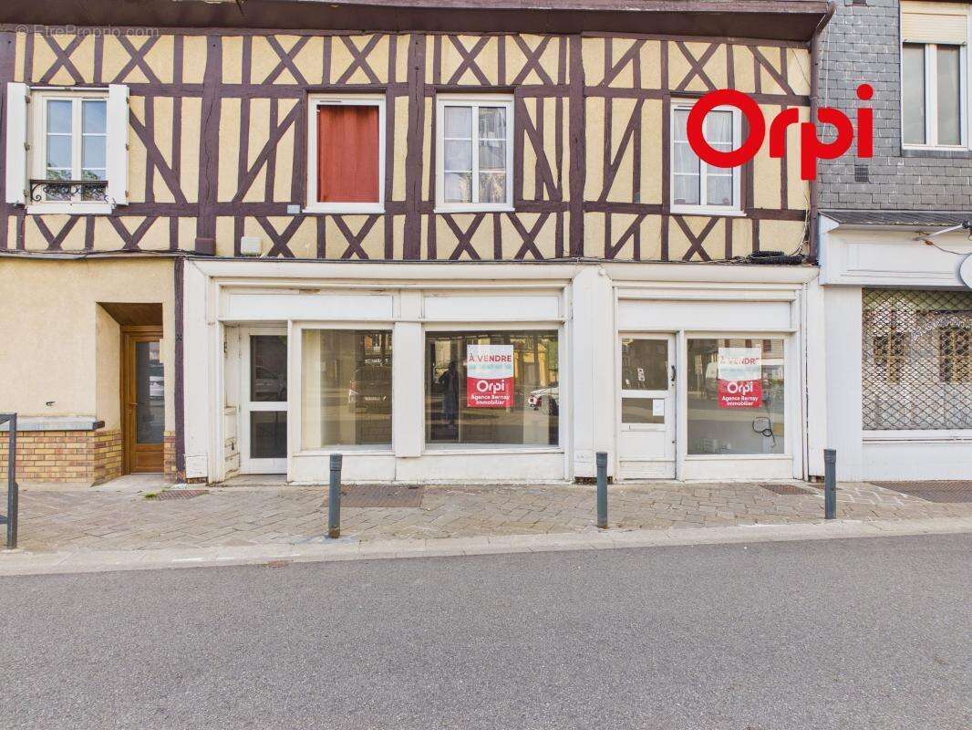 Commerce à BERNAY