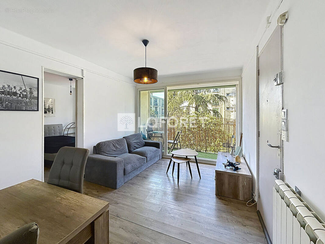 Appartement à MARSEILLE-13E