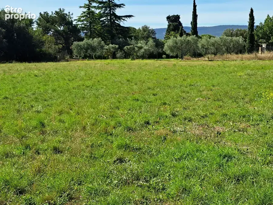 Terrain à PERTUIS